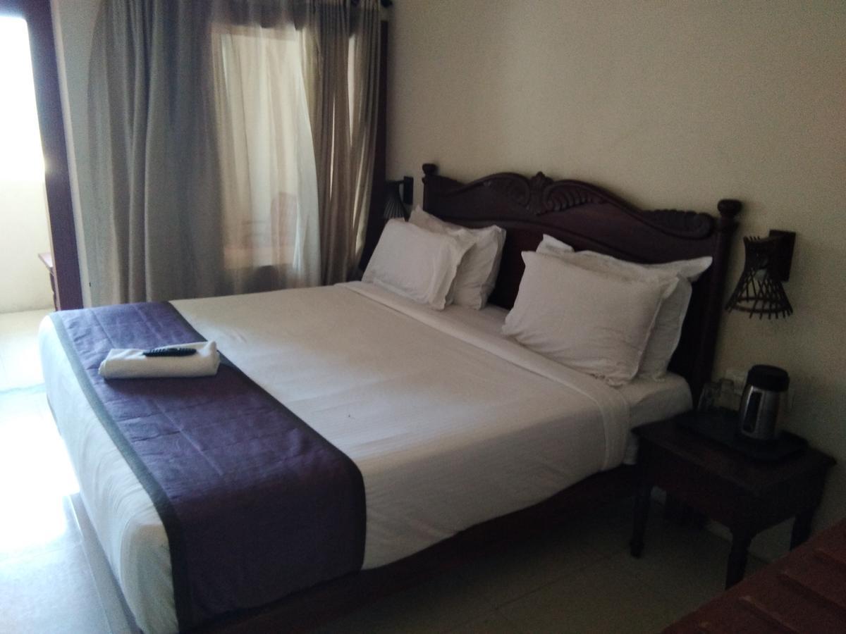 Hotel Sea Face Kânyâkumârî Extérieur photo
