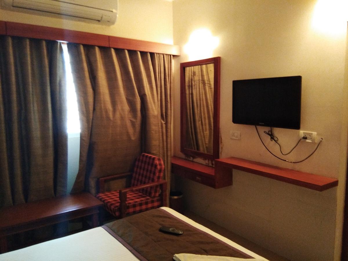 Hotel Sea Face Kânyâkumârî Extérieur photo
